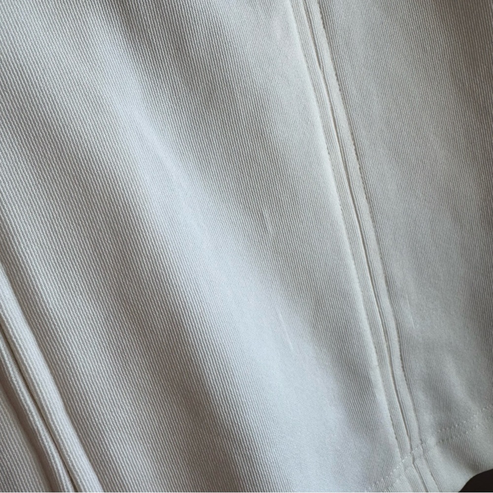 Boston Proper Sporty Zip Front Creamy White Knit Jacket w/Vented Sleeve - Small - Picture 16 of 17